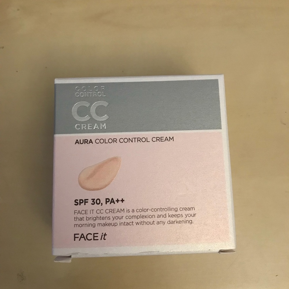 Faceshop Faceit CC cream compact